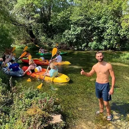 Apartament Matia I With Pool